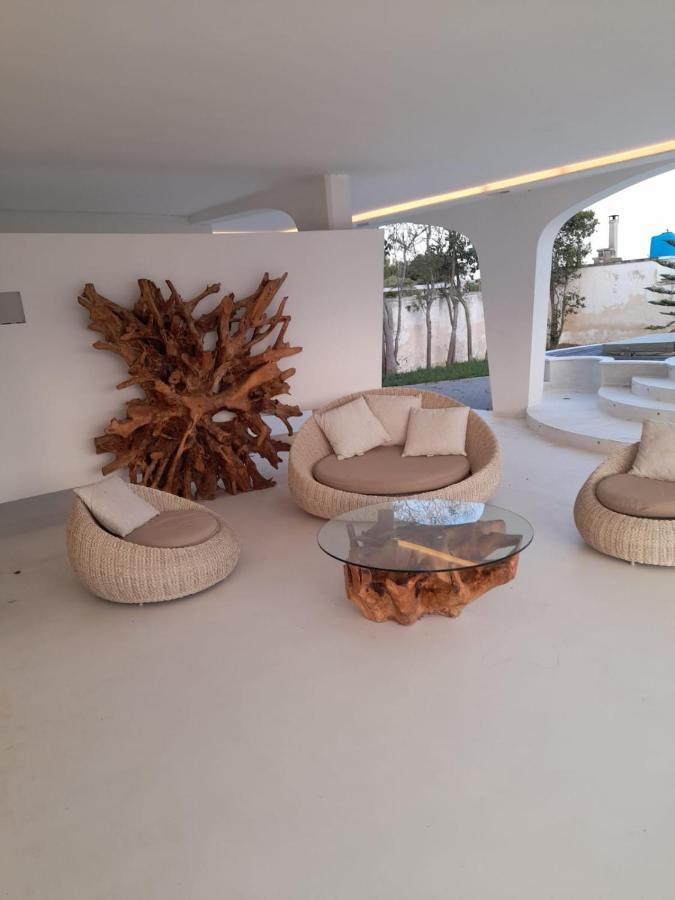 B&B Valentino Luxury Rooms By Salentolimit Porto Cesareo Bagian luar foto