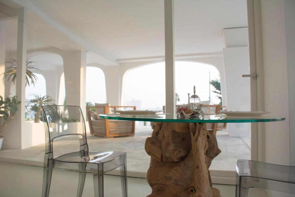 B&B Valentino Luxury Rooms By Salentolimit Porto Cesareo Bagian luar foto