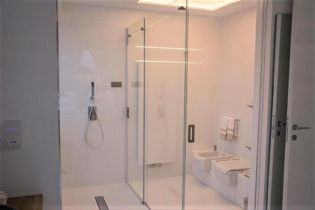 B&B Valentino Luxury Rooms By Salentolimit Porto Cesareo Bagian luar foto